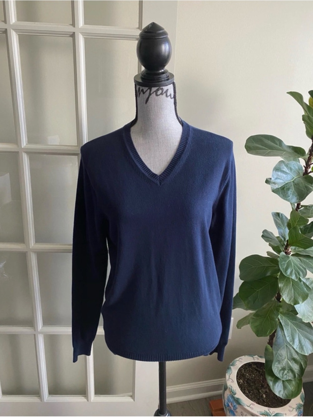 BNWT Jos A. bank traveler 100% Pima cotton navy blue men’s sweater size S